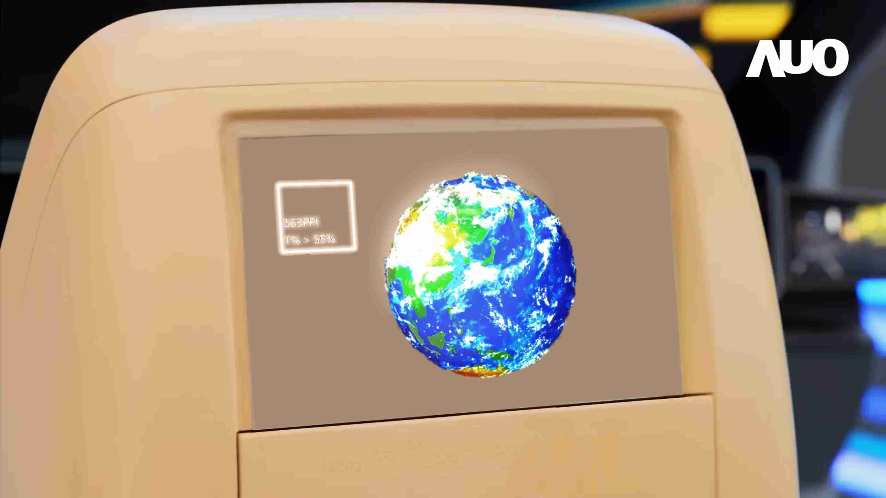 开云电子突破设计与制程挑战，，，推出全球最高分辨率163ppi的13.5吋透明Micro LED面板，，，，并积极布局智能车市场，，以期拓展透明显示应用的可能性